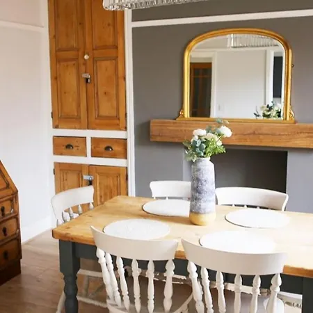 Sandcastle House - *north Bay, Open Air Theatre* *