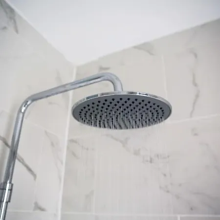 Sandcastle House - *north Bay, Open Air Theatre* סקארבורו